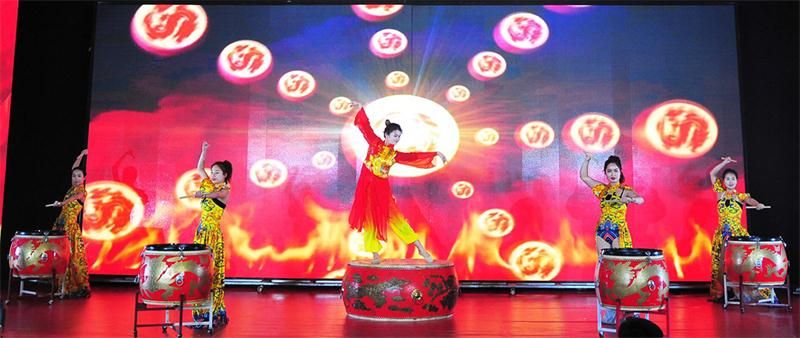 “感恩相伴?筑夢(mèng)同行”——龍港集團(tuán)2019新春年會(huì)盛大舉行！